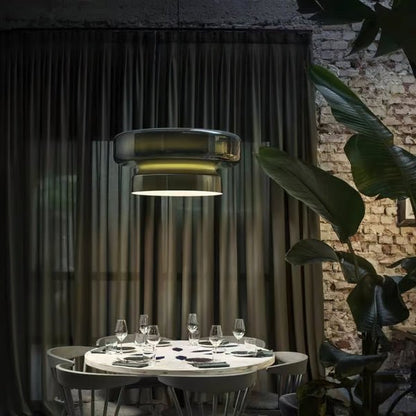 Hand-blown glass pendant lamp featuring an organic shape, perfect for modern interiors and elegant lighting decor. 7