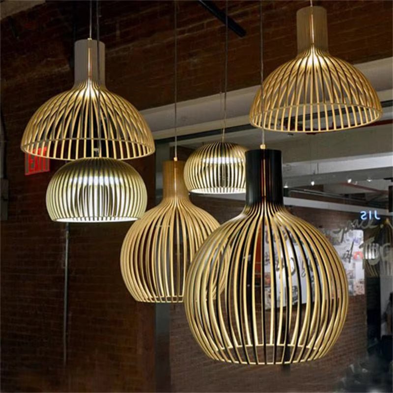 Hanging lamp with adjustable ceiling mount featuring an organic wooden design, perfect for adding a cozy ambiance to dining rooms. 1