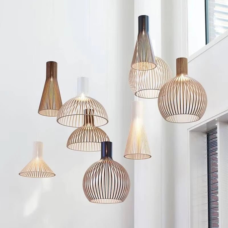 Hanging lamp with adjustable ceiling mount featuring an organic wooden design, perfect for adding a cozy ambiance to dining rooms. 3