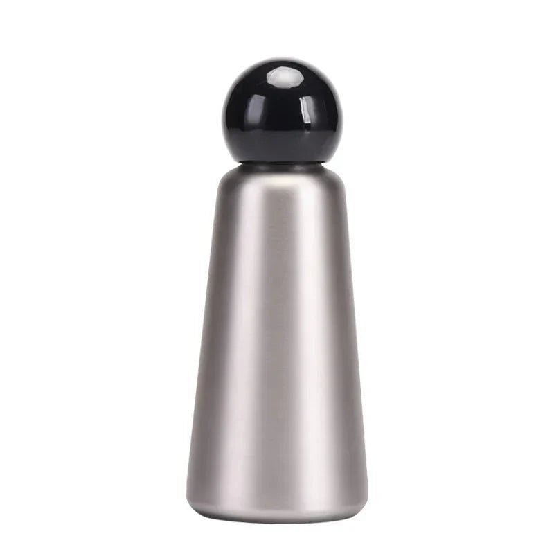 Insulated water bottle with double-walled vacuum insulation, leak-proof stainless steel design, keeps drinks hot for 12 hours and cold for 24 hours 10
