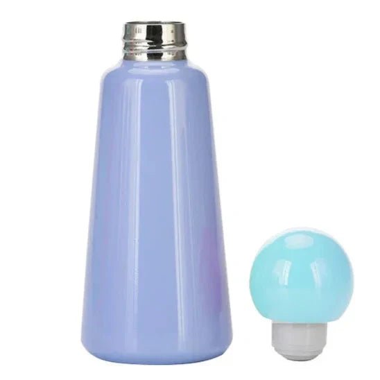 Insulated water bottle with double-walled vacuum insulation, leak-proof stainless steel design, keeps drinks hot for 12 hours and cold for 24 hours 4