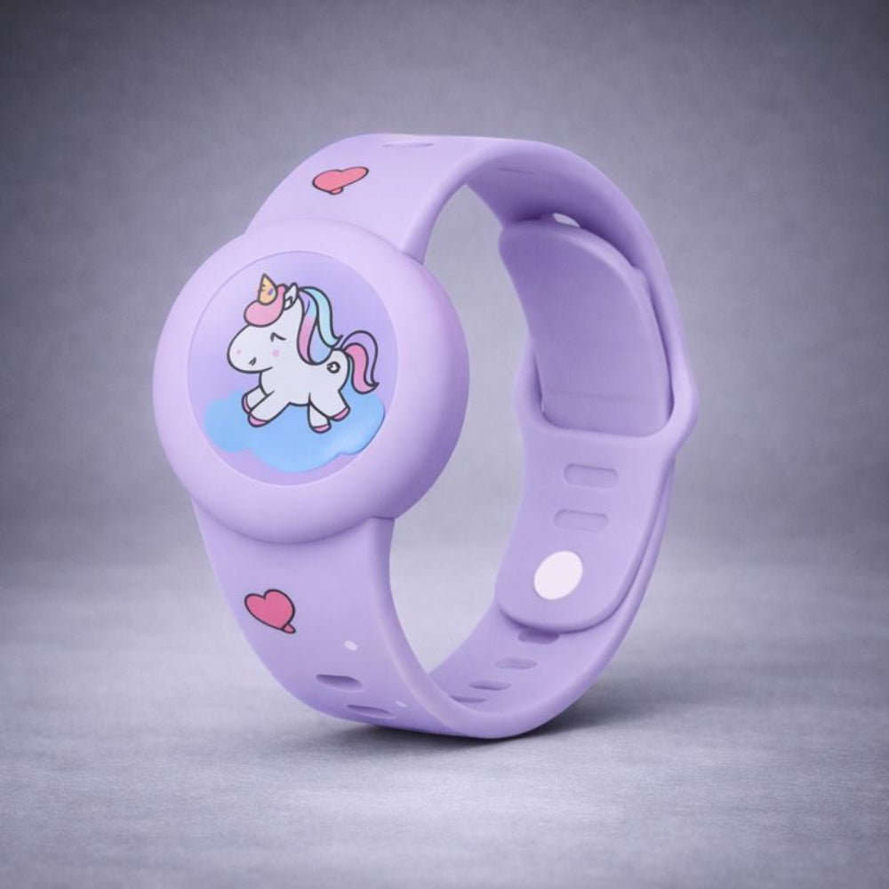 Kids GPS Tracker Wristband with adjustable silicone band, featuring a vibrant kid-friendly design for easy location tracking. 1