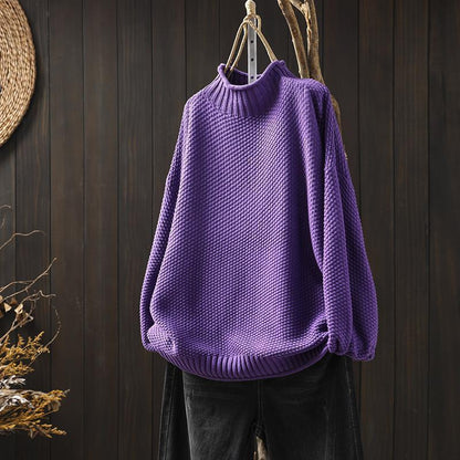 Knitted sweater for women in a wool cotton blend, featuring supreme warmth, a relaxed fit, and a classic crew neck design, machine washable for easy 5