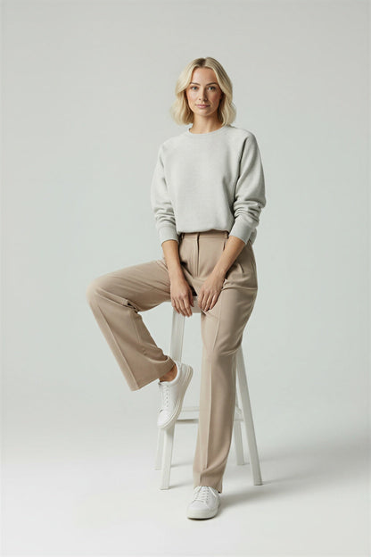 Ladies lounge pants featuring a relaxed fit and made from soft, breathable fabric, perfect for all-season comfort. 4