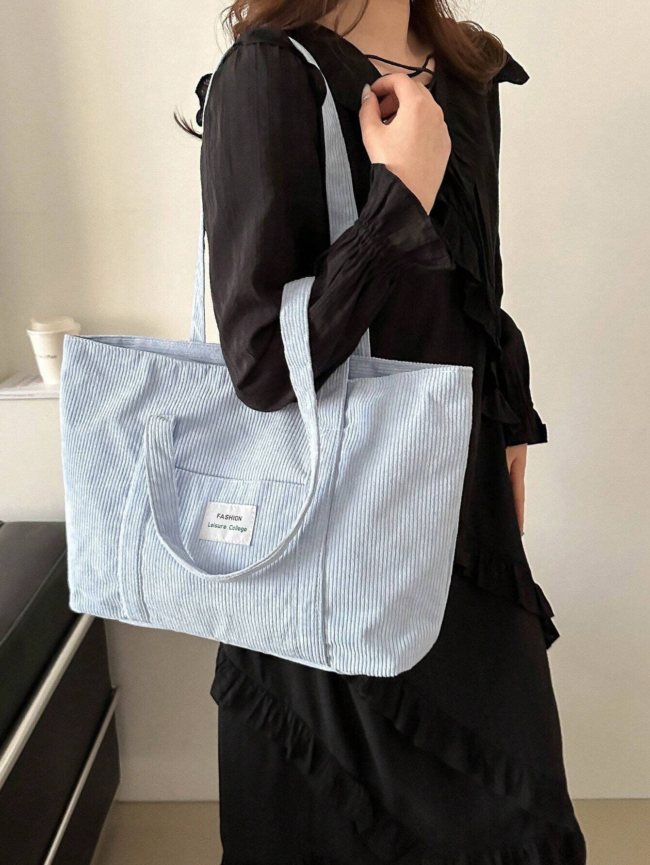 Large corduroy tote bag featuring a retro design, perfect for school and work, offering spacious storage and comfortable everyday use. 4