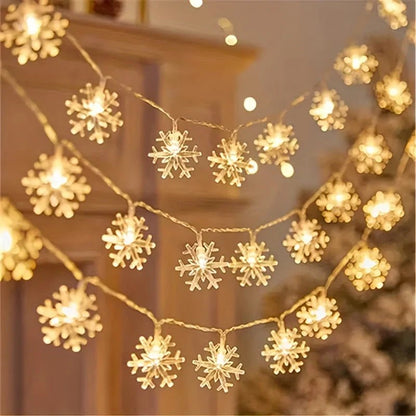 LED Snowflake String Lights featuring three vibrant color options and available in multiple lengths, perfect for festive decorations and winter-themed displays. 2
