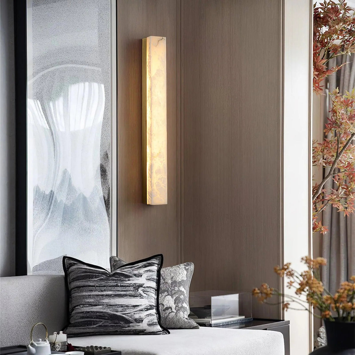 Modern linear wall light featuring integrated LED technology and an elegant alabaster design, suitable for versatile mounting and equipped with dimmable options for customizable ambiance. 3