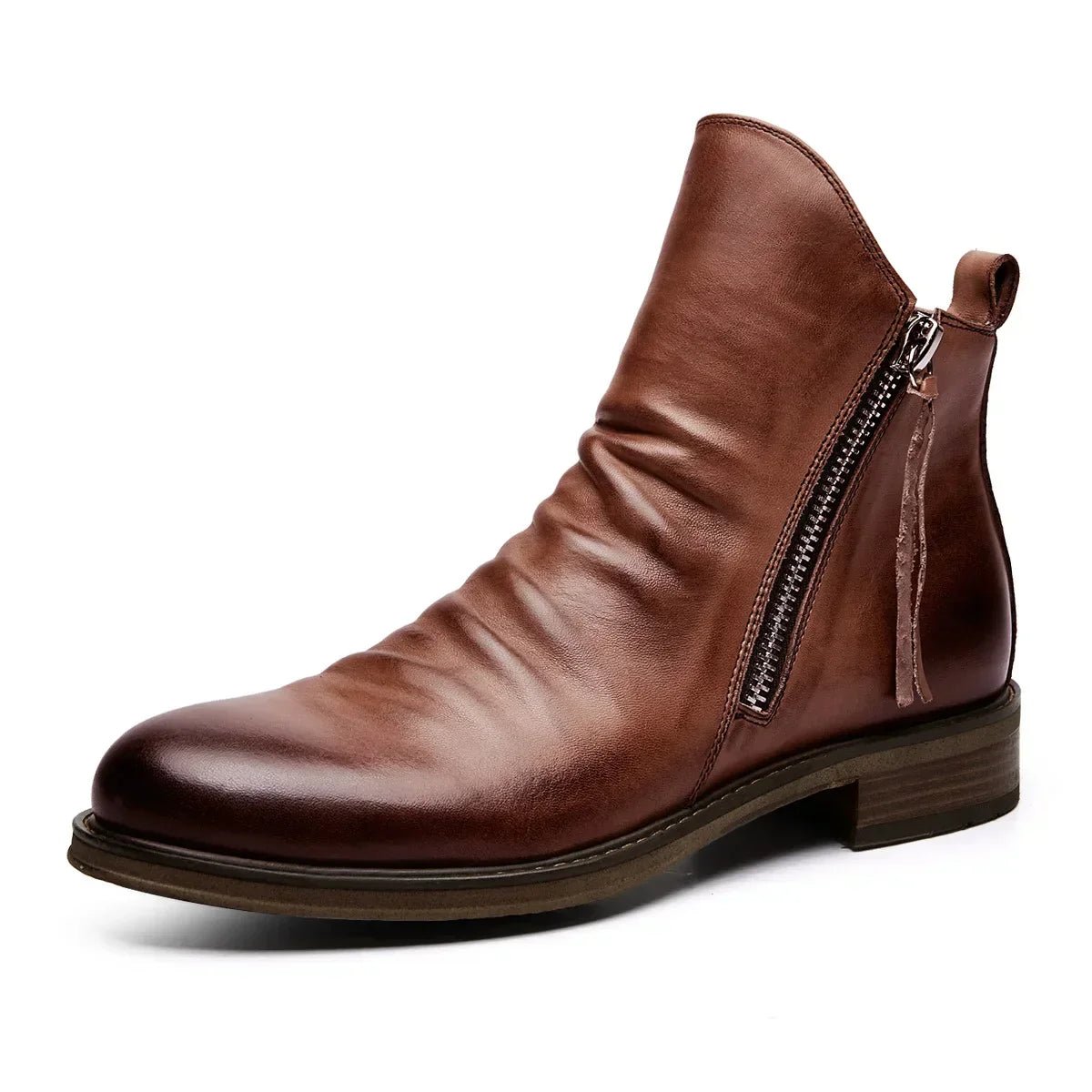 Men's Chelsea boots featuring a durable leather design, ideal versatile footwear for both casual and formal occasions. 0