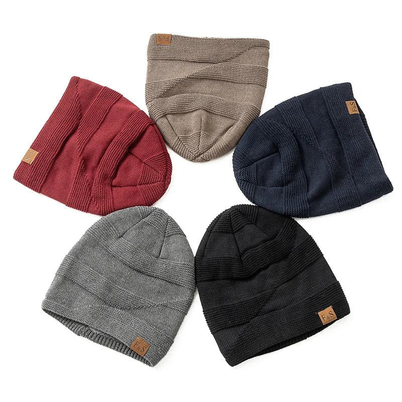 Men's winter hat with fur lining, warm acrylic beanie for cold weather, stylish and cozy design for men. 8