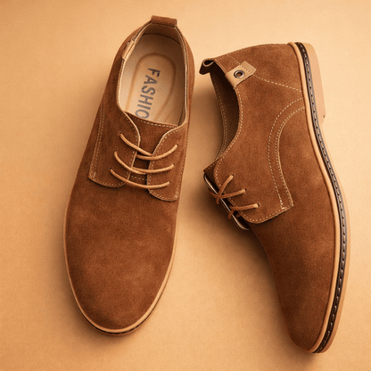 Men's lace-up oxford shoes featuring a padded insole, crafted from vegan leather, suitable for both casual and formal occasions. 4