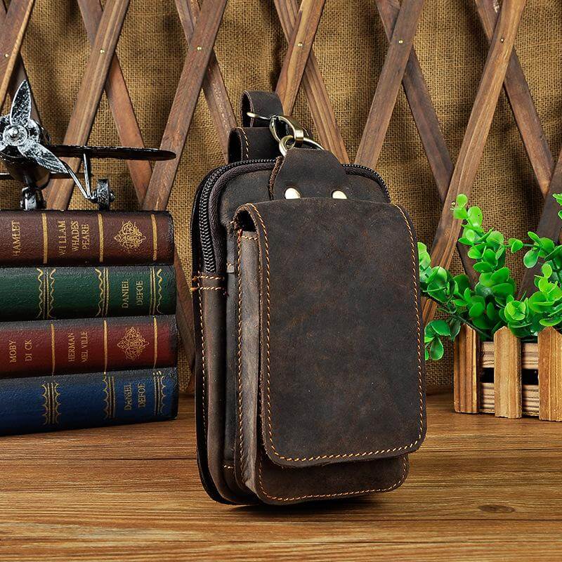Men's leather waist bag featuring multiple compartments, designed for durability and everyday use, perfect for keeping essentials organized and accessible. 6