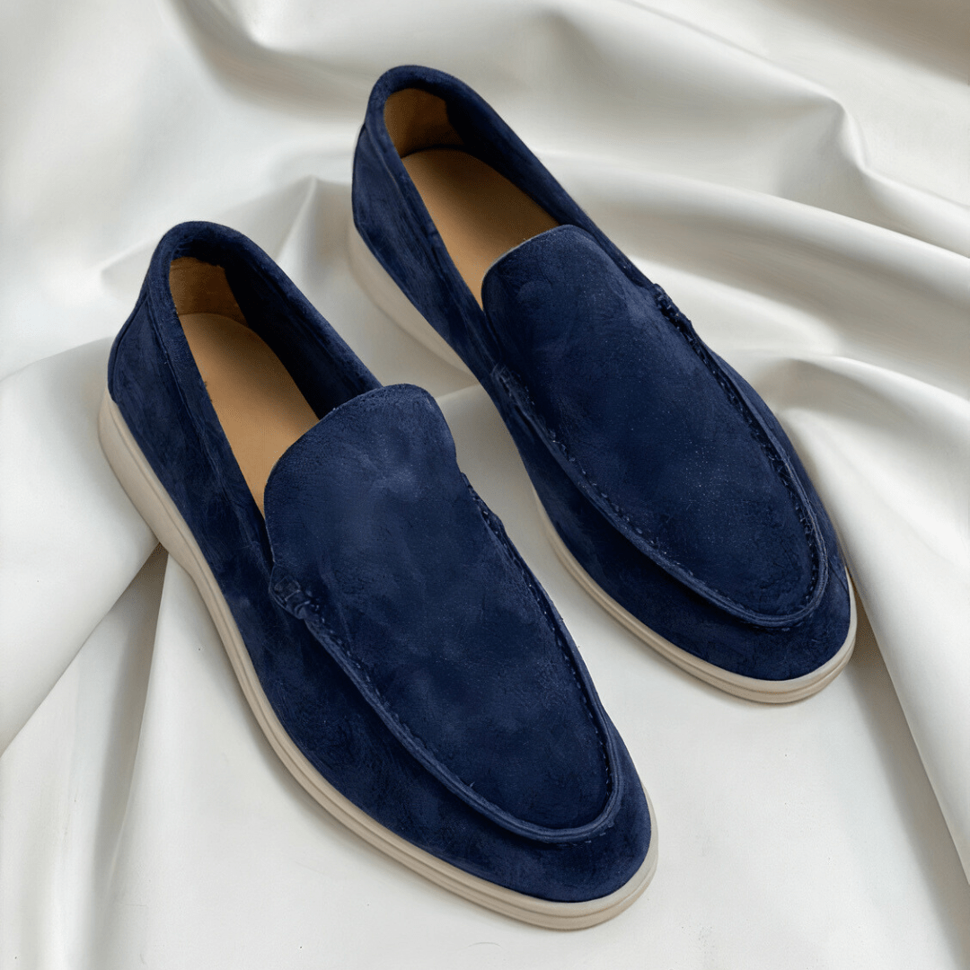 Men's vintage-inspired brown loafers made of PU leather featuring a comfortable slip-on design, perfect for casual or formal occasions. 2