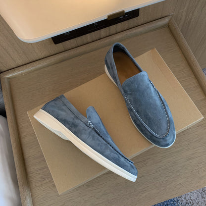 Men's vintage-inspired brown loafers made of PU leather featuring a comfortable slip-on design, perfect for casual or formal occasions. 4