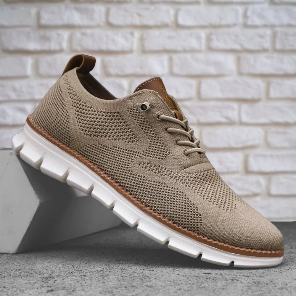 Men's orthopedic walking shoes featuring arch support and an anti-slip design, ideal for all-day comfort while standing. 7