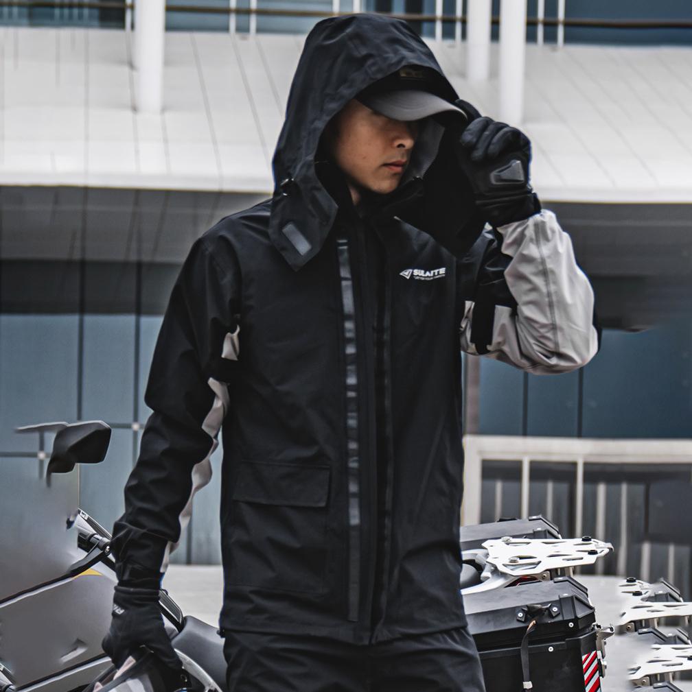 Men's waterproof rain gear suit featuring a windproof design, made from lightweight durable polyester, ideal for outdoor activities like hiking and camping. 2