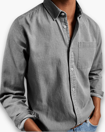 Men's cotton blend shirt with relaxed fit, featuring a classic open collar design, perfect for both casual and formal occasions. 3