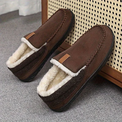 Men's slippers featuring a classic loafer design made with warm synthetic wool, perfect for winter comfort and relaxation. 6