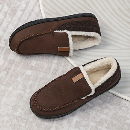 Men's slippers featuring a classic loafer design made with warm synthetic wool, perfect for winter comfort and relaxation. 10