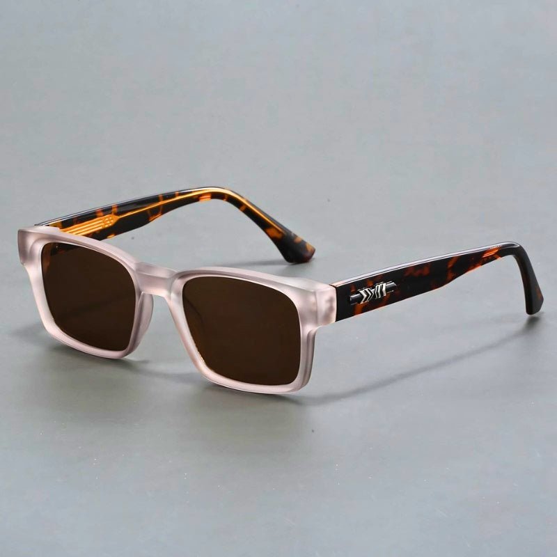 Men's square frame sunglasses featuring anti-reflective gradient lenses and UV400 protection, ideal for stylish sun protection. 4