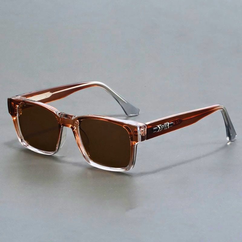 Men's square frame sunglasses featuring anti-reflective gradient lenses and UV400 protection, ideal for stylish sun protection. 1