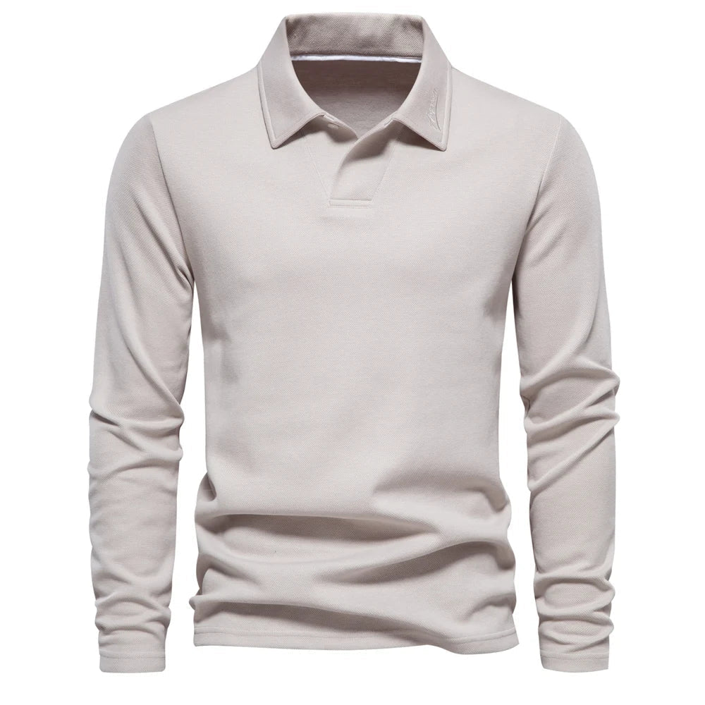 Men's sweater made from soft knit fabric, featuring a modern classic design in an elegant neutral color, ideal for versatile styling in any wardrobe. 0