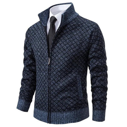 Men's slim fit vest made from breathable fabric, ideal for formal occasions and business attire, showcasing an elegant design and modern style. 2