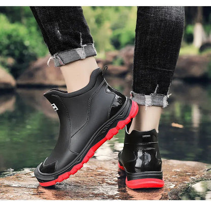 Men's lightweight waterproof ankle boots featuring an insulated design and anti-slip sole, perfect for outdoor adventures in wet conditions. 6