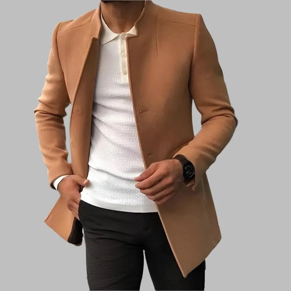 Men's wool jacket featuring a timeless design, perfect for versatile wear, combining elegance and comfort for both casual and formal occasions. 3