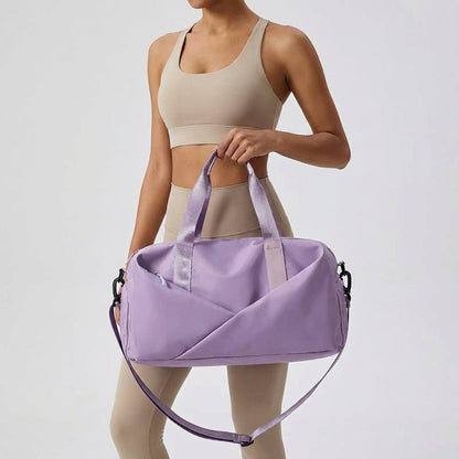 Multifunctional Gym Bag with Quick-Drying Fabric and Adjustable Strap – Lightweight Sports Bag for Women and Men 4