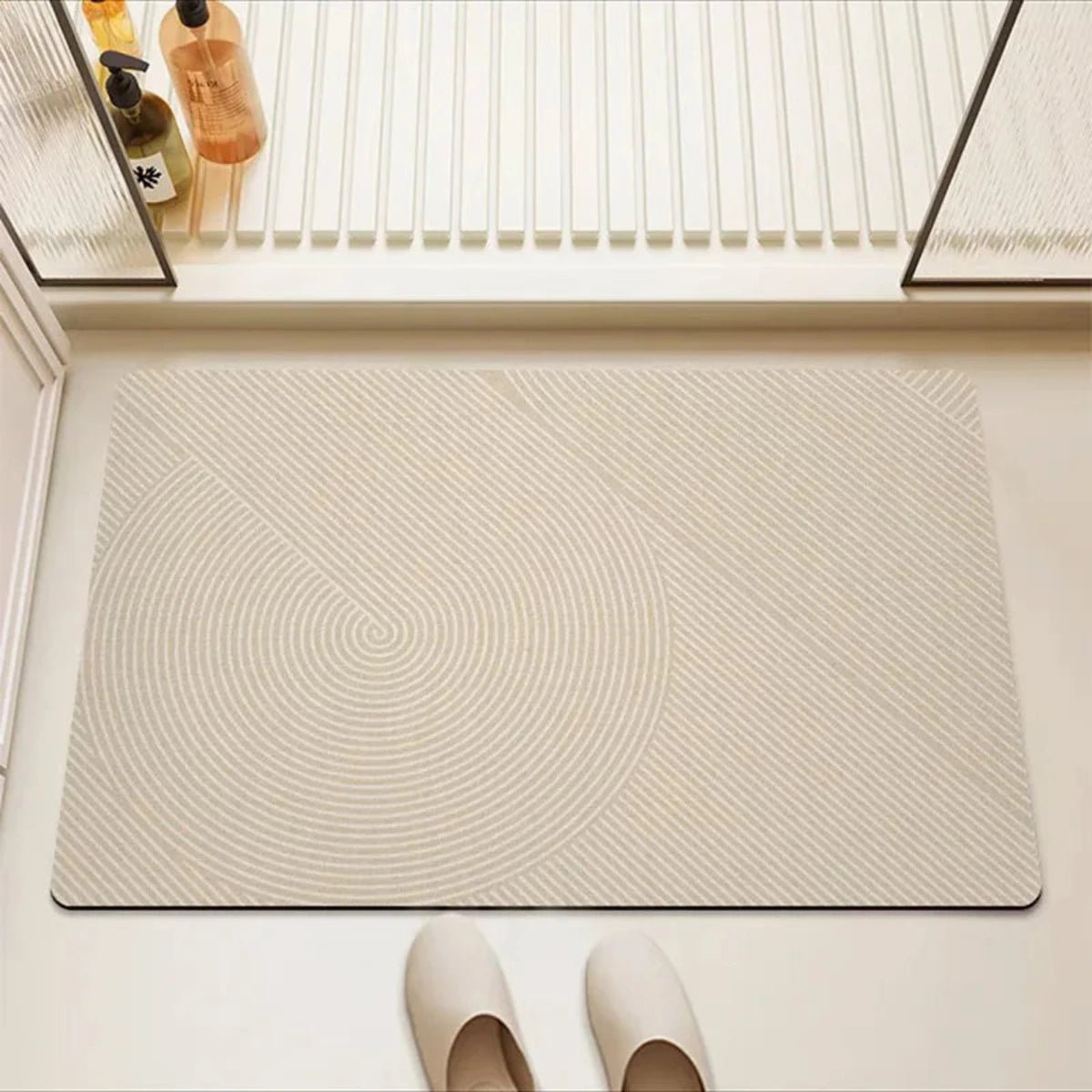 Non-slip bath mat featuring a super absorbent rubber base in an eco-friendly multicolor design, measuring 40x60 cm. 8