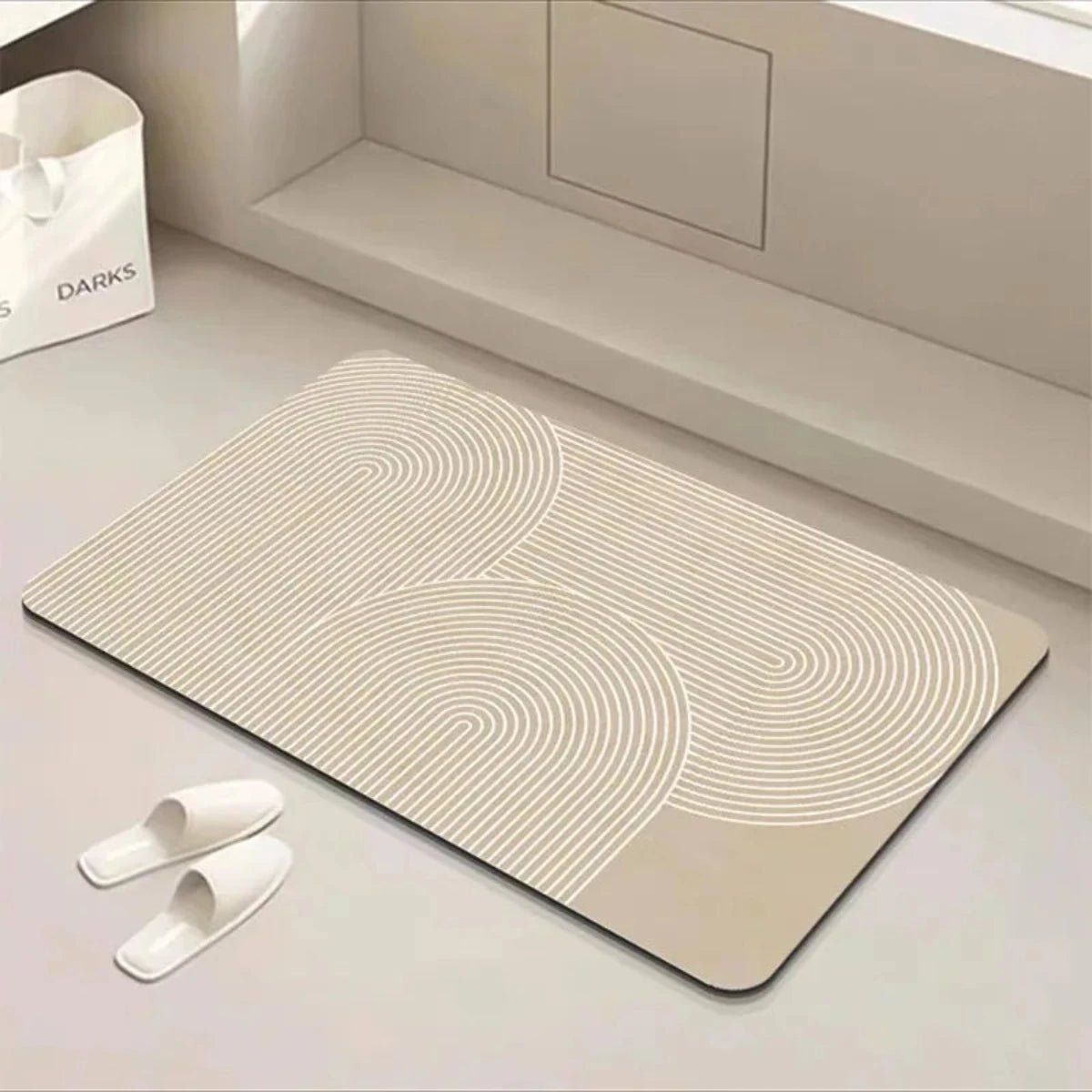 Non-slip bath mat featuring a super absorbent rubber base in an eco-friendly multicolor design, measuring 40x60 cm. 0