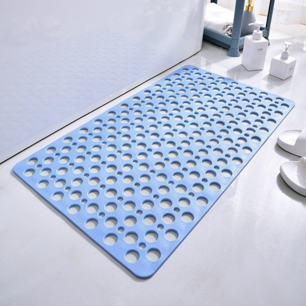 Non-slip shower mat featuring strong suction cups for stability, quick drainage holes for efficient water flow, and mold-resistant material for a hygienic bathroom experience. 7
