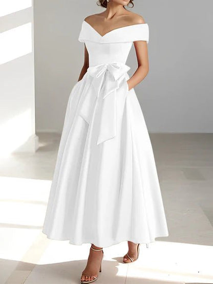 Off-the-Shoulder Mother of the Bride Dress with Pockets – Elegant Satin A-Line Ankle-Length in Champagne