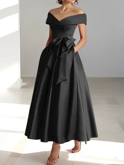 Off-the-Shoulder Mother of the Bride Dress with Pockets – Elegant Satin A-Line Ankle-Length in Champagne