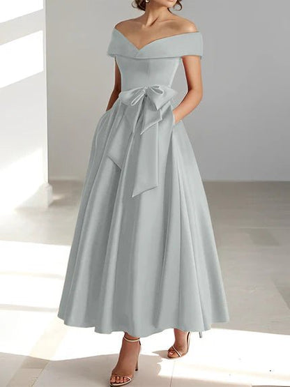 Off-the-Shoulder Mother of the Bride Dress with Pockets – Elegant Satin A-Line Ankle-Length in Champagne