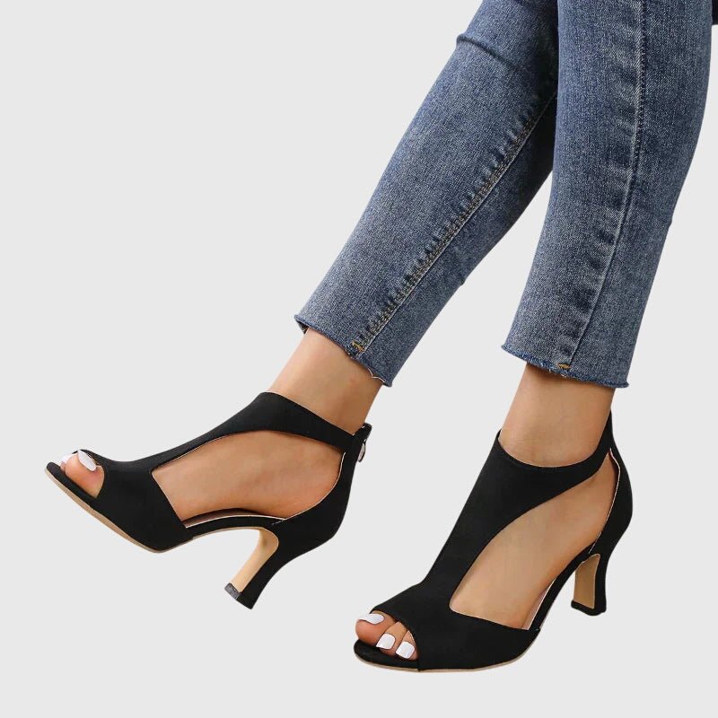 Orthopedic heels featuring a breathable design and stable support for a flexible fit, ideal for all-day comfort and foot health. 7