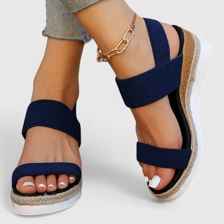 Orthopedic sandals for women featuring enhanced arch support and cushioned comfort, designed for all-day wear and foot health. 4