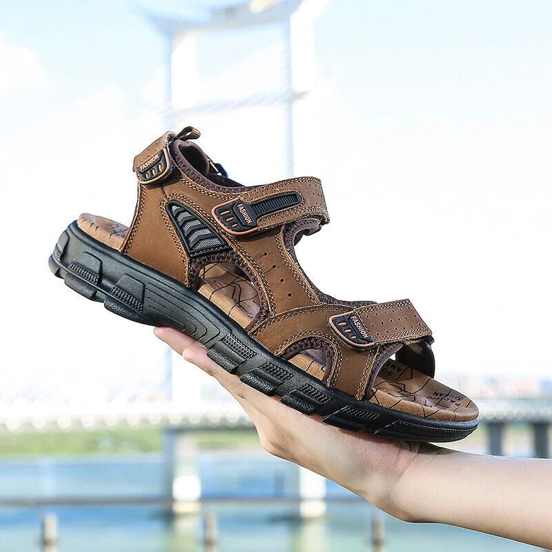 Orthopedic sandals featuring adjustable Velcro closure designed for ergonomic support, suitable for both men and women. 2