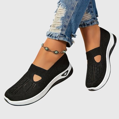 Orthopedic slip-on shoes for women featuring enhanced walking support and breathable insoles for maximum comfort and foot care. 4