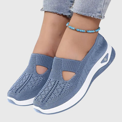 Orthopedic slip-on shoes for women featuring enhanced walking support and breathable insoles for maximum comfort and foot care. 3