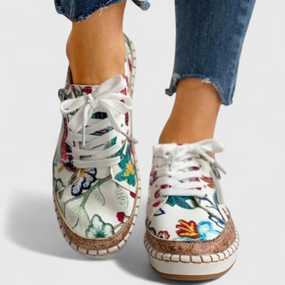 Orthopedic slip-on shoes designed for comprehensive foot support, featuring a lightweight and flexible design ideal for all-day comfort and ease of wear. 5