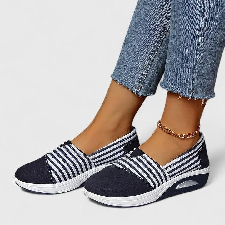 Orthopedic sneakers featuring a lightweight, non-slip design with all-day support and breathable materials for ultimate comfort and stability. 5