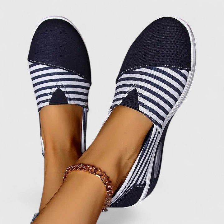 Orthopedic sneakers featuring a lightweight, non-slip design with all-day support and breathable materials for ultimate comfort and stability. 0