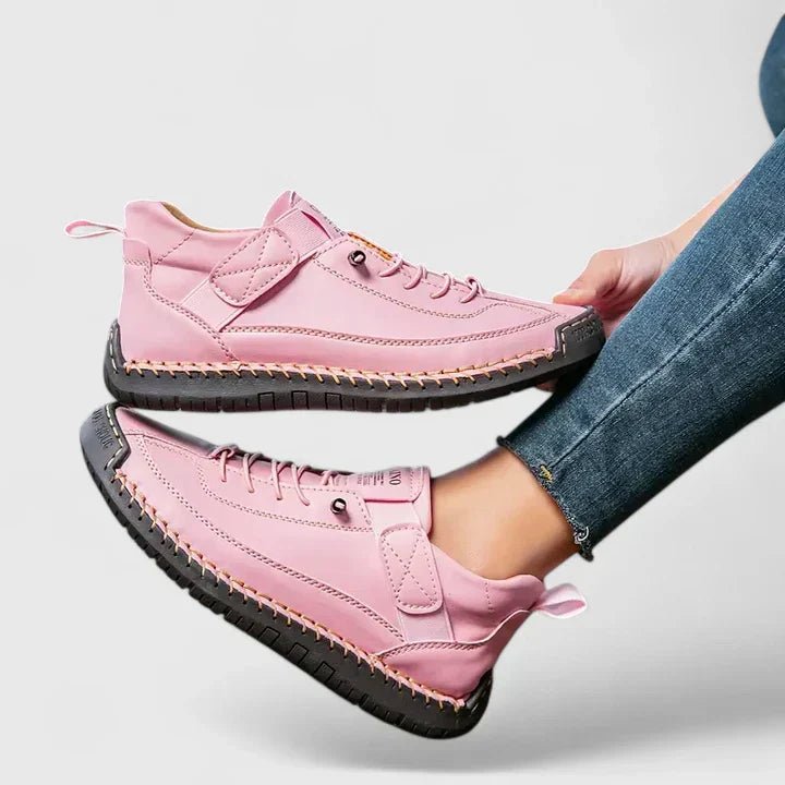 Orthopedic sneakers designed for comfort and support, featuring arch support and a shock-absorbing EVA sole for enhanced cushioning and stability. 3