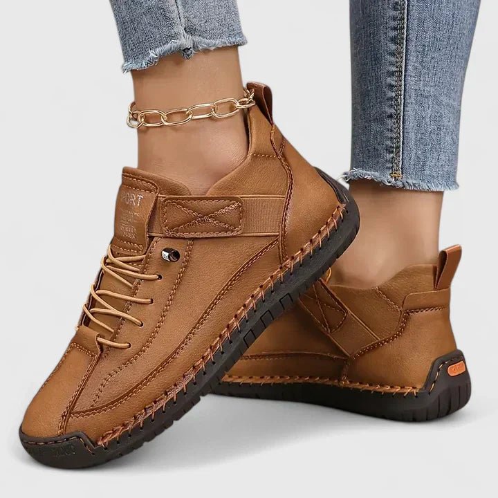 Orthopedic sneakers designed for comfort and support, featuring arch support and a shock-absorbing EVA sole for enhanced cushioning and stability. 7