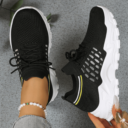 Orthopedic sneakers featuring arch support, shock-absorbing soles, and a wide toe box for ultimate comfort and foot health. 1