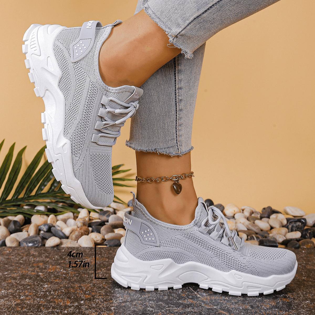 Orthopedic sneakers featuring arch support, shock-absorbing soles, and a wide toe box for ultimate comfort and foot health. 5