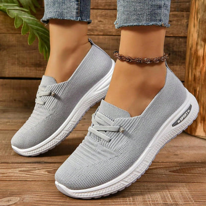 Orthopedic sneakers featuring enhanced arch support and shock absorption, designed with a breathable slip-on style for comfort and ease of wear. 3