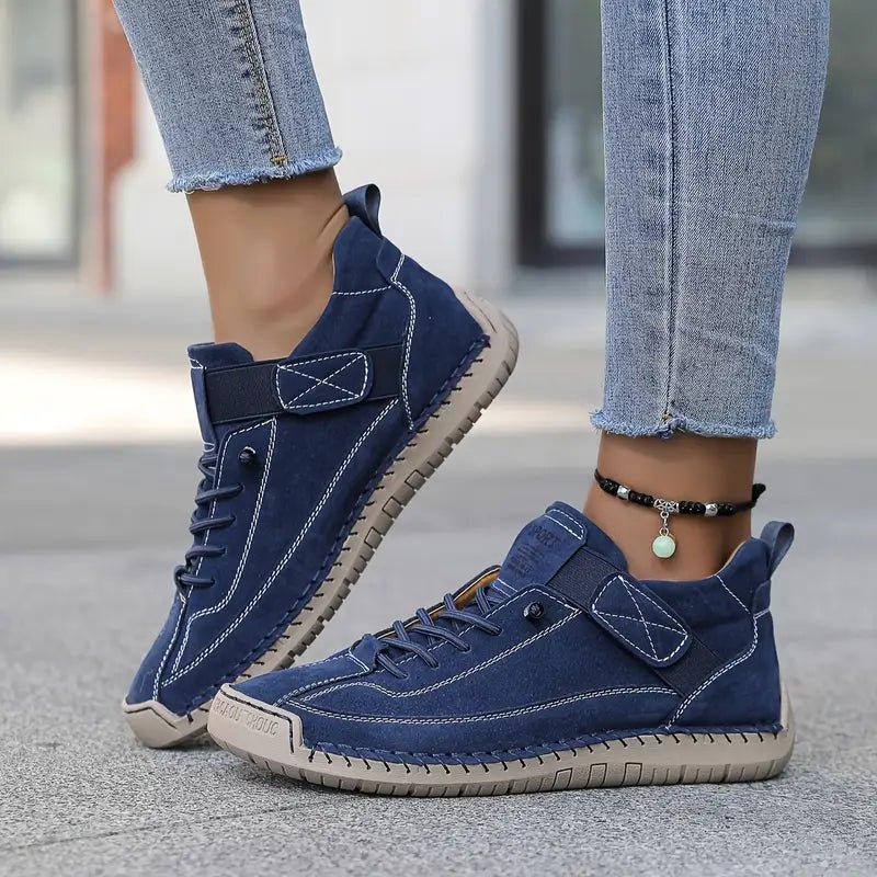 Orthopedic sneakers featuring a shock-absorbing EVA sole, wide fit design, and breathable leather for ultimate comfort and support in casual wear. 4