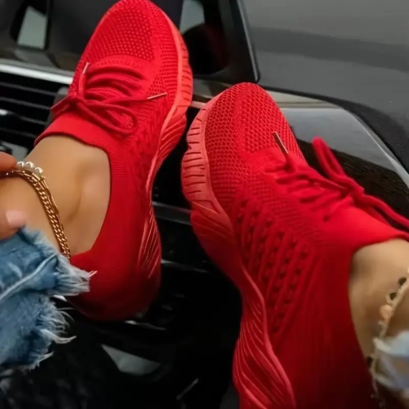 Orthopedic walking sneakers for women featuring a lightweight mesh upper and a supportive footbed, ideal for walking and travel. 0